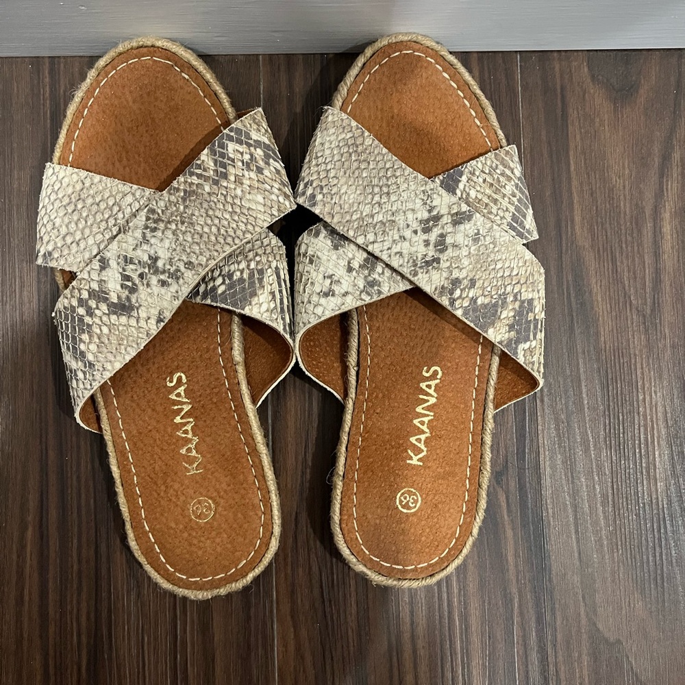 KAANAS Guajira Crossover‎ Python Snakeskin Sandals